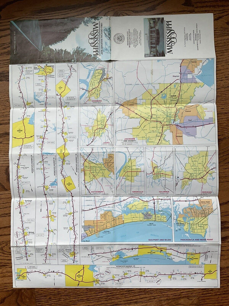 Load image into Gallery viewer, 1982 Official Mississippi State Highway Transportation Travel Road Map