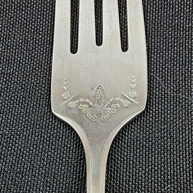 Load image into Gallery viewer, Oneida Community 1917 Adam Silverplate Meat Fork and Table Spoon Server