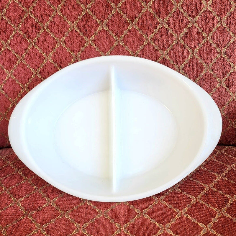 Load image into Gallery viewer, Glasbake Currier & Ives Divided Casserole Dish J-2352 Sleigh Ride Oven