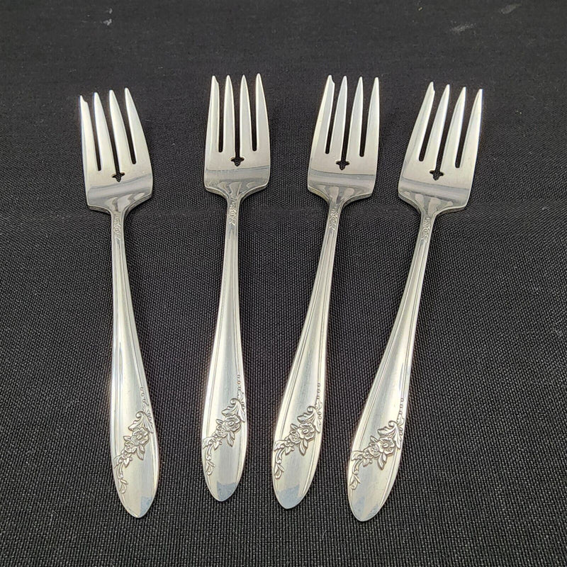 Load image into Gallery viewer, Oneida Queen Bess II Set of 4 Silverplated Salad Forks 1946