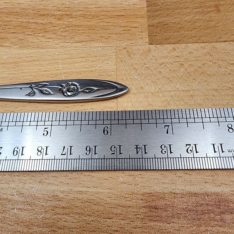 Load image into Gallery viewer, Oneida MY ROSE Flat Handle Butter Spreader Community Stainless Flatware 6 3/8"