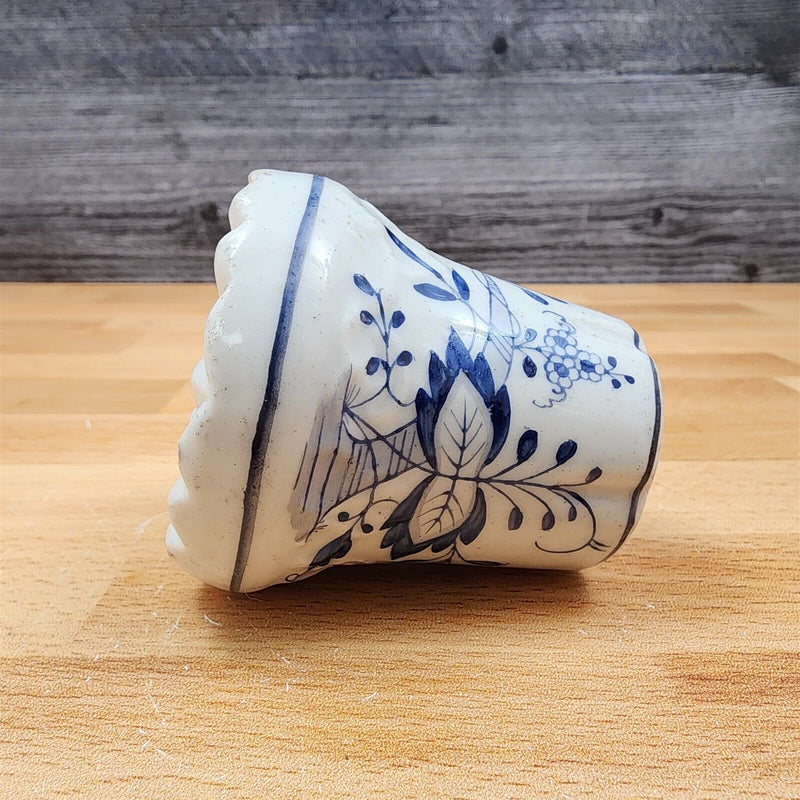 Load image into Gallery viewer, Meat Tenderizer Cobalt Blue White Onion Pattern Pounder With Wooden Handle 11"