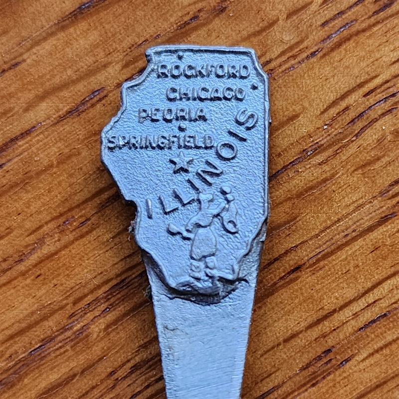 Load image into Gallery viewer, Illinois State Land of Lincoln Collector Souvenir Spoon 4.25 in Pewter