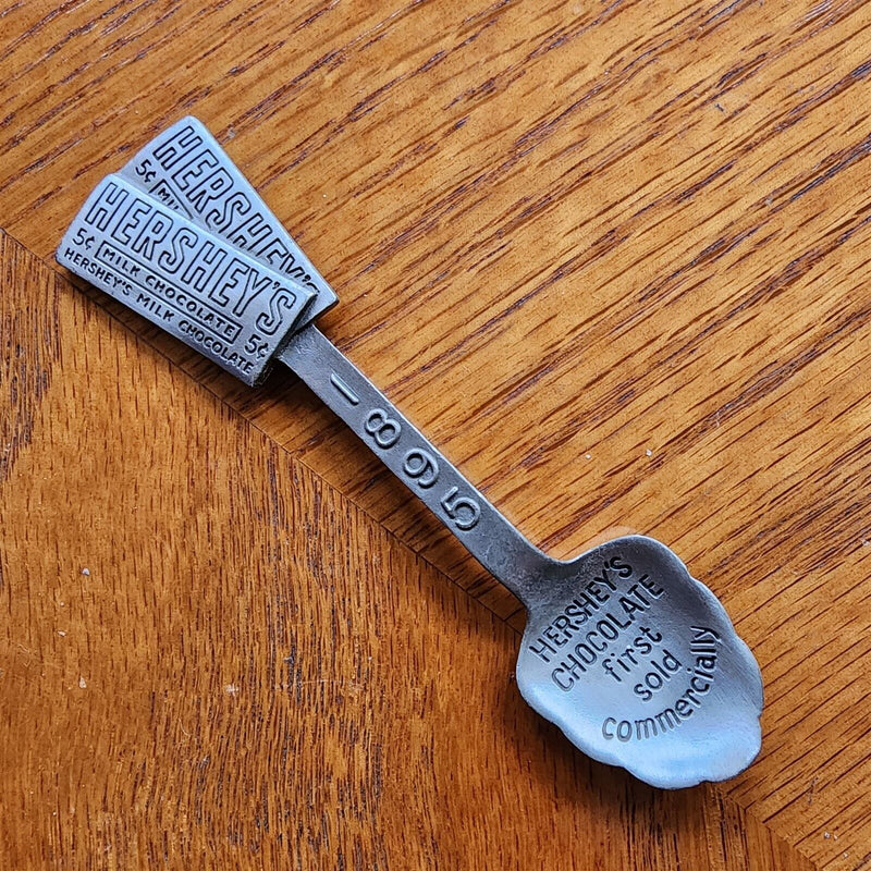 Load image into Gallery viewer, Hershey's Chocolate Factory Park Travel Collector Souvenir Spoon Pennsylvania 4"