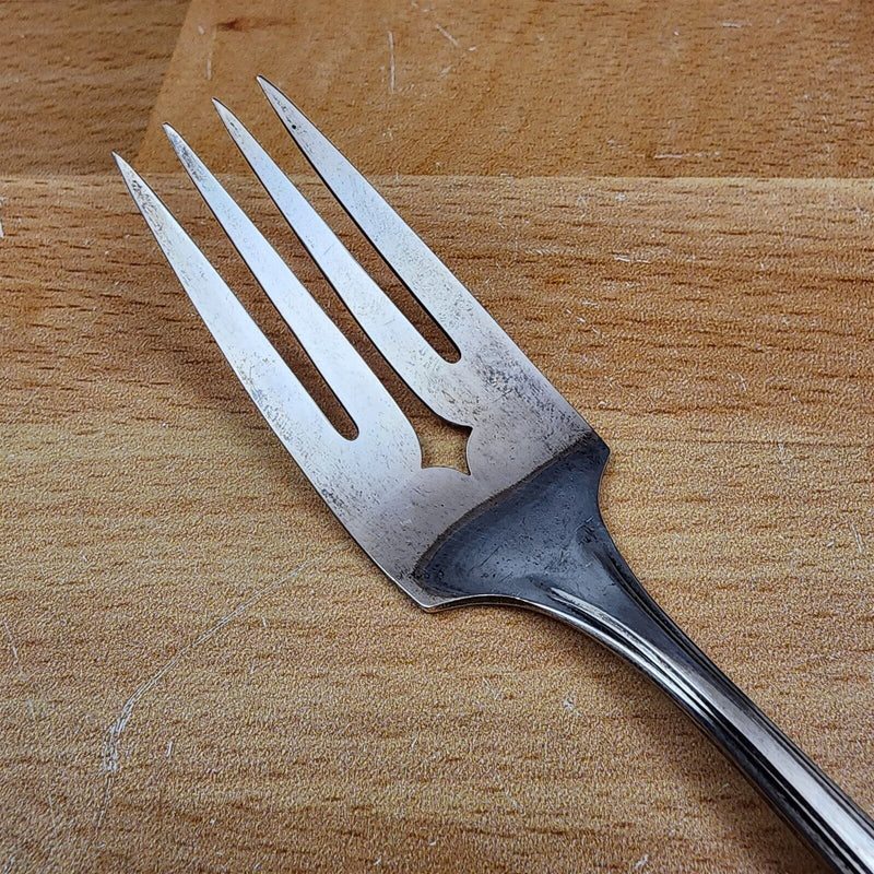 Load image into Gallery viewer, Salad Fork Mansfield Silverplate 1932 by Oneida Flatware 6in (15cm)