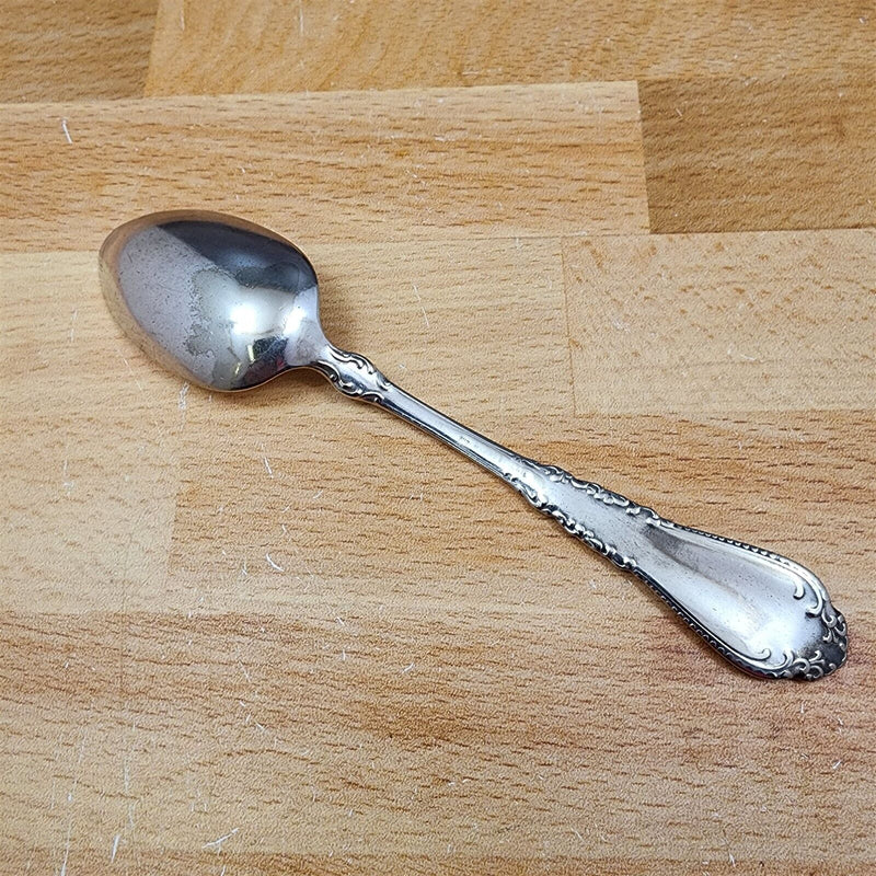 Load image into Gallery viewer, Teaspoon Norfolk Silverplate 1905 by International Silver Flatware 5 7/8" (15cm)