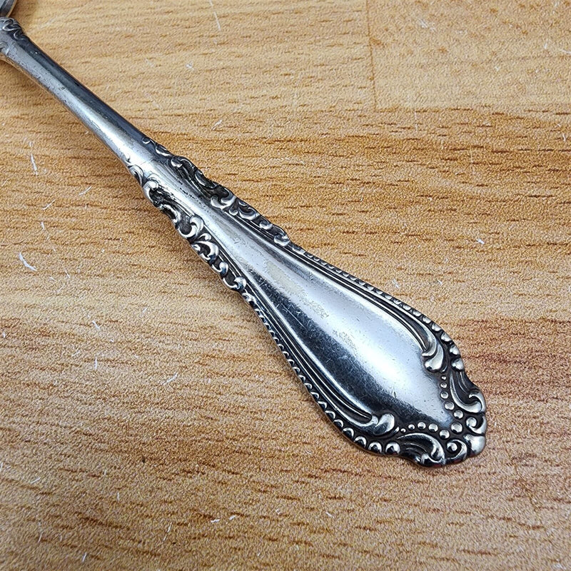 Load image into Gallery viewer, Teaspoon Norfolk Silverplate 1905 by International Silver Flatware 5 7/8" (15cm)