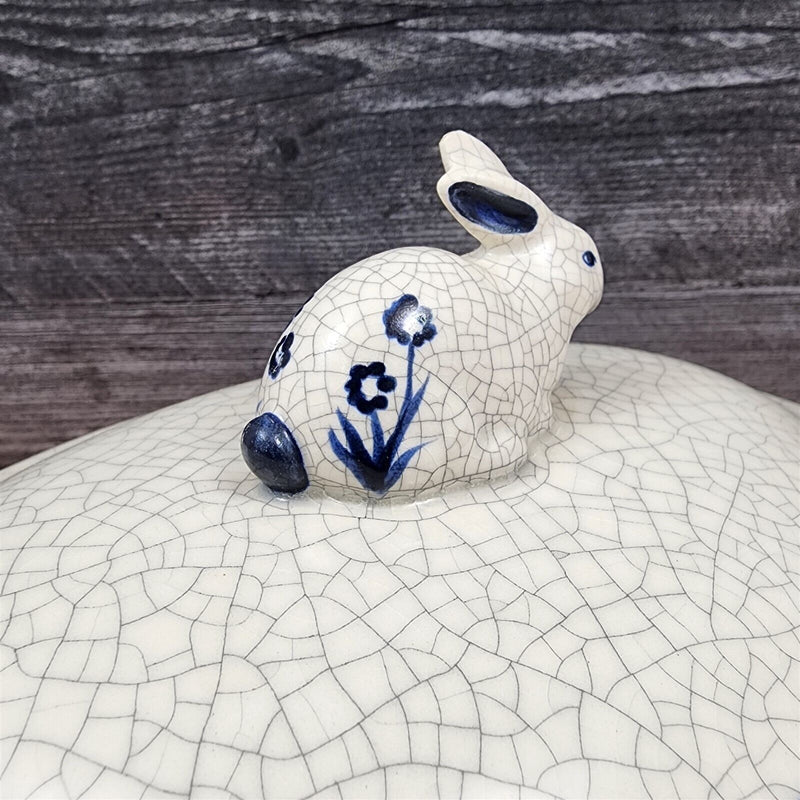 Load image into Gallery viewer, Dedham Pottery Rabbit Oval Covered Vegetable Casserole Dish By Pottery Shed
