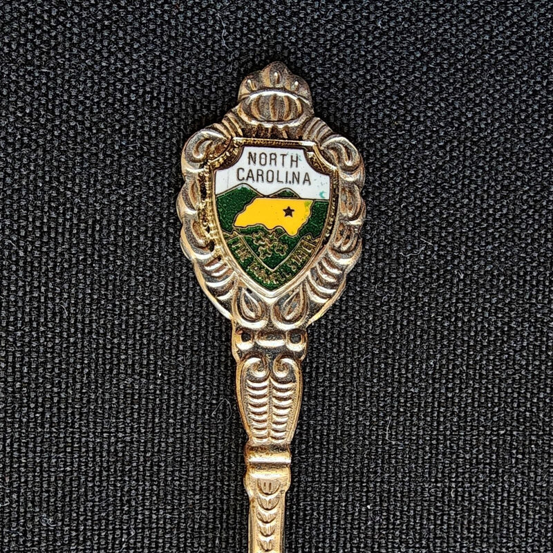 Load image into Gallery viewer, North Carolina Tar Heels State Collectible Travel Souvenir Spoon 4.5" UNC Sports