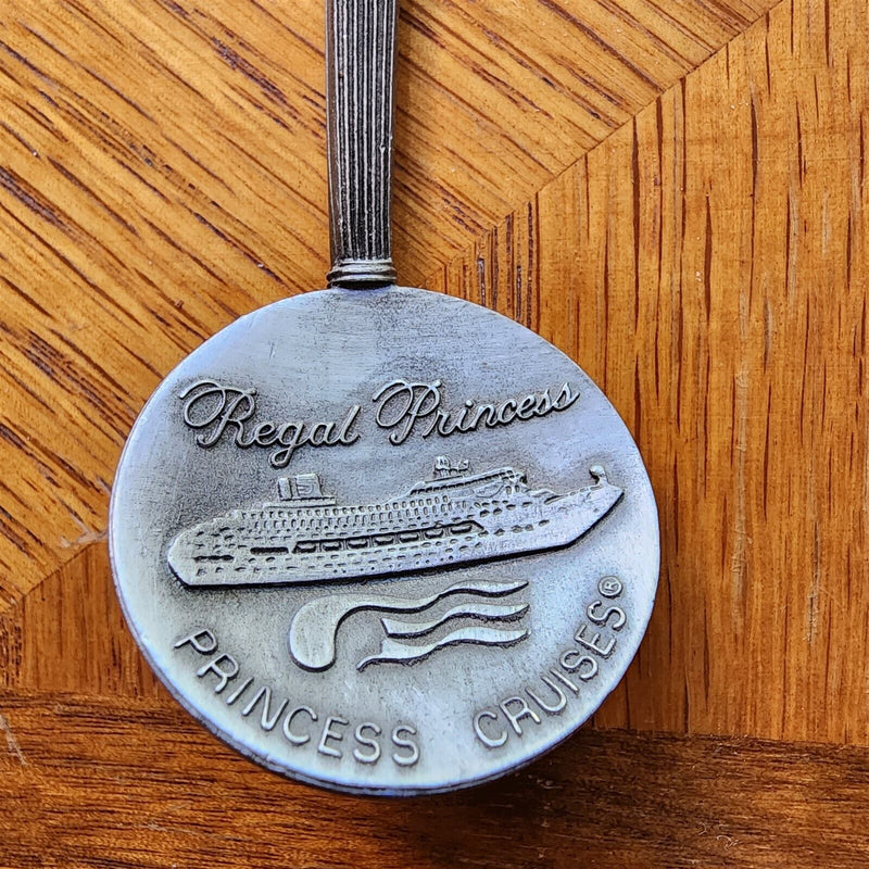 Load image into Gallery viewer, Regal Princess Cruises Collector Souvenir Spoon 4 inch in Pewter