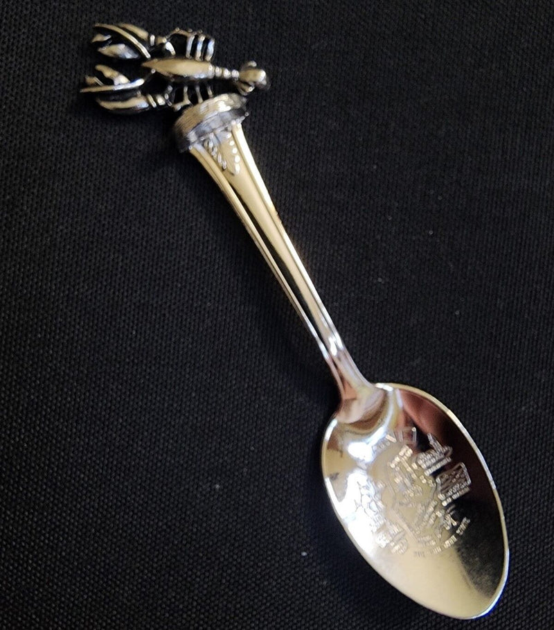 Load image into Gallery viewer, Maine State Collector Souvenir Spoon 4.5 inch with Lobster