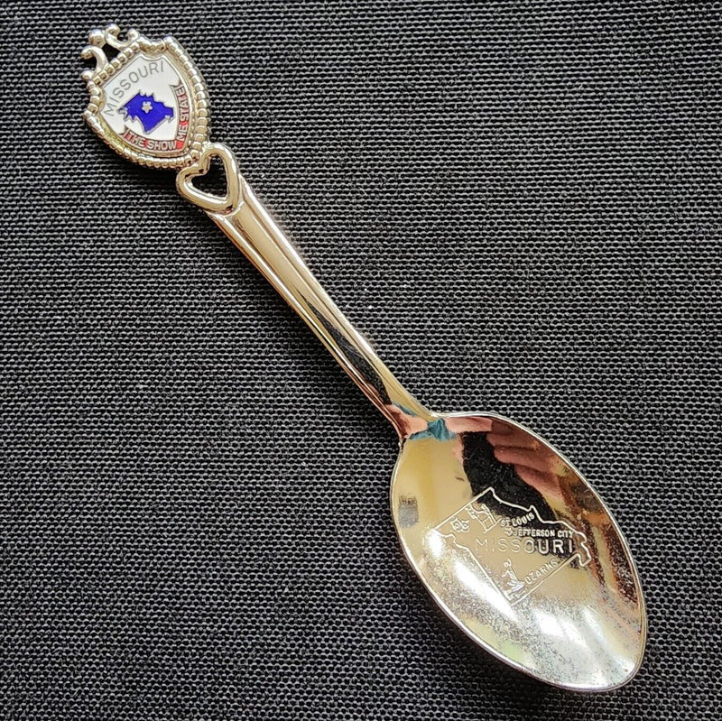 Load image into Gallery viewer, Missouri Show Me State Collectible Travel Souvenir Spoon 4.5" (11cm) Fort 1983
