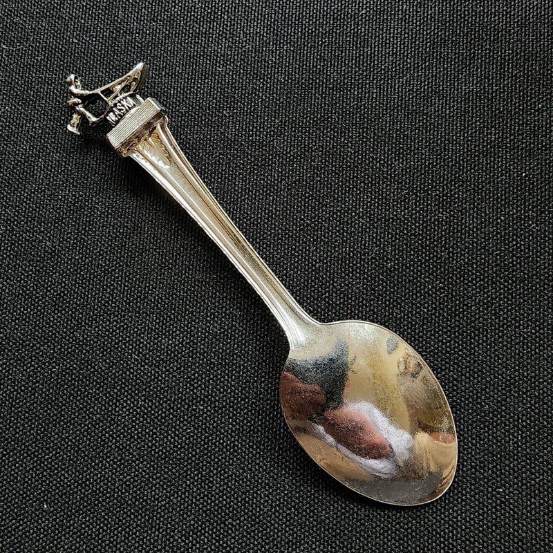 Load image into Gallery viewer, Anchorage Alaska Iditarod Sled Collectible Travel State Souvenir Spoon 4.5"