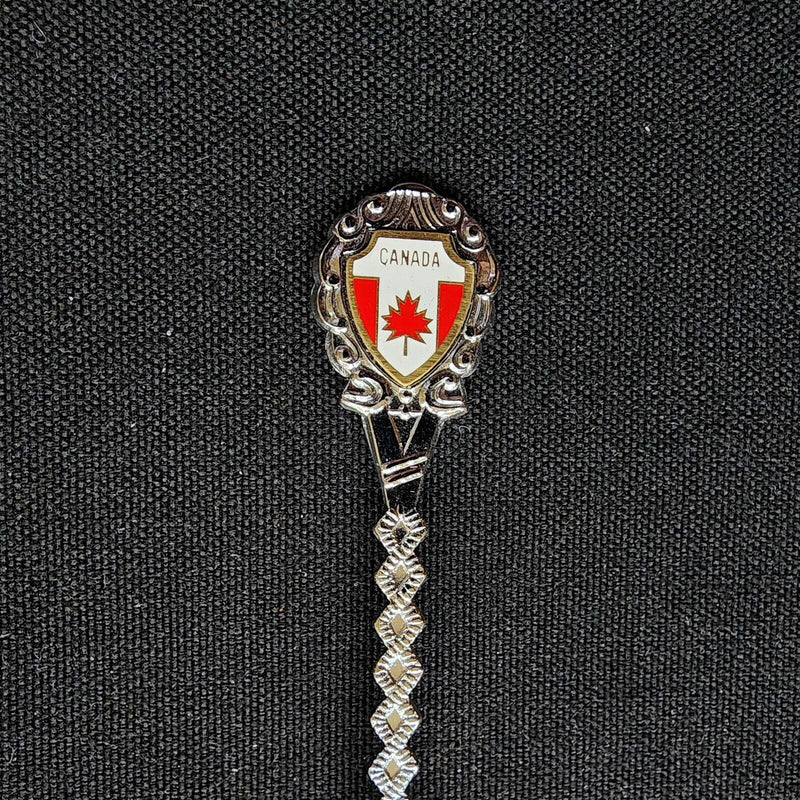 Load image into Gallery viewer, Canadian Maple Leaf Collectible Travel Souvenir Tourist Spoon Vintage 4.75" 12cm