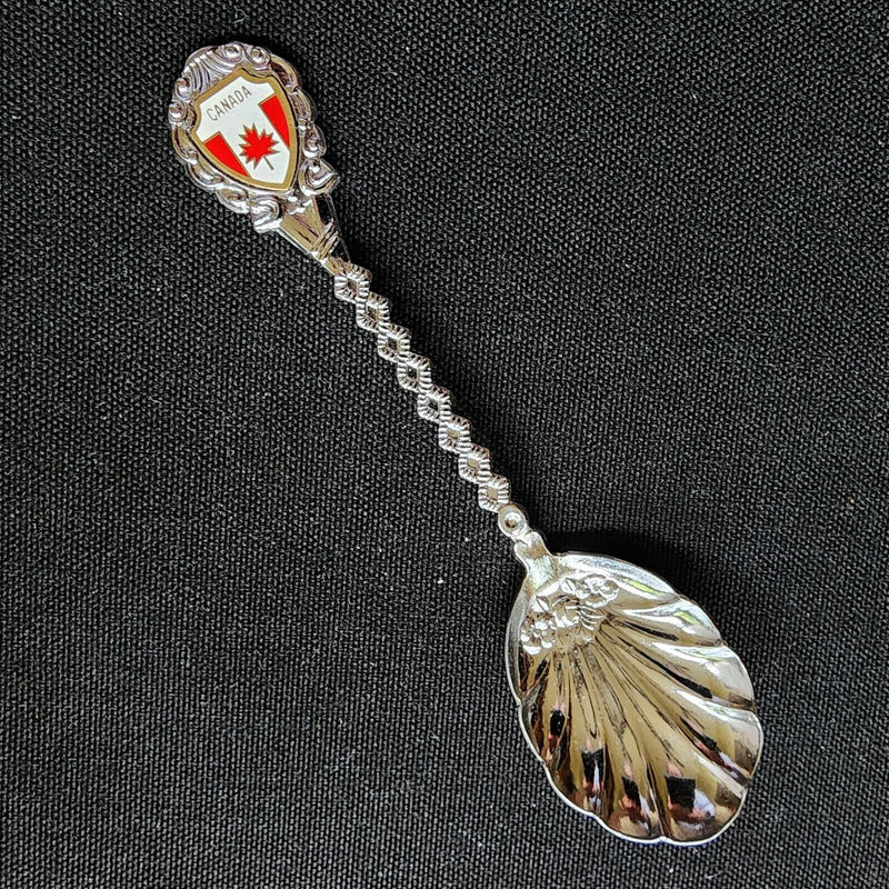 Load image into Gallery viewer, Canadian Maple Leaf Collectible Travel Souvenir Tourist Spoon Vintage 4.75" 12cm