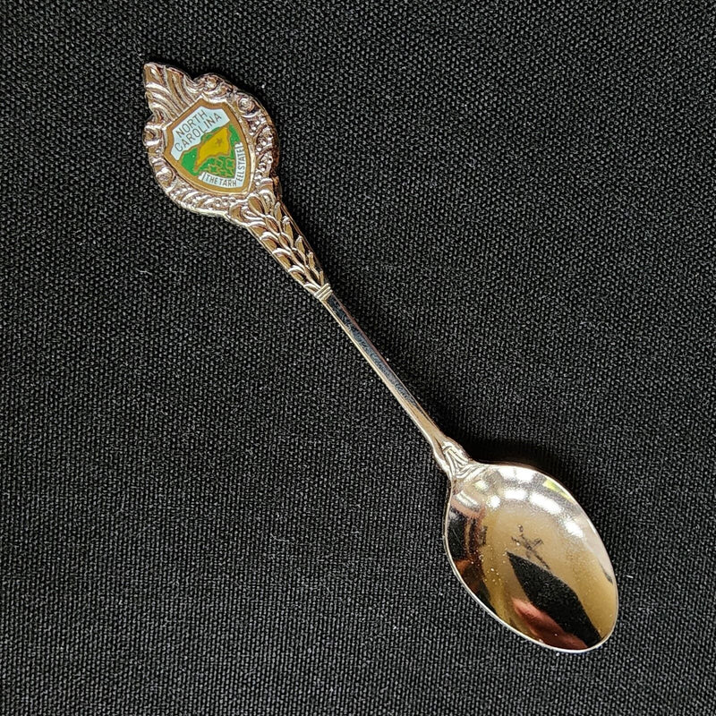 Load image into Gallery viewer, South Carolina Tar Heel State Collectible Travel Souvenir Spoon Vintage 5" 12cm