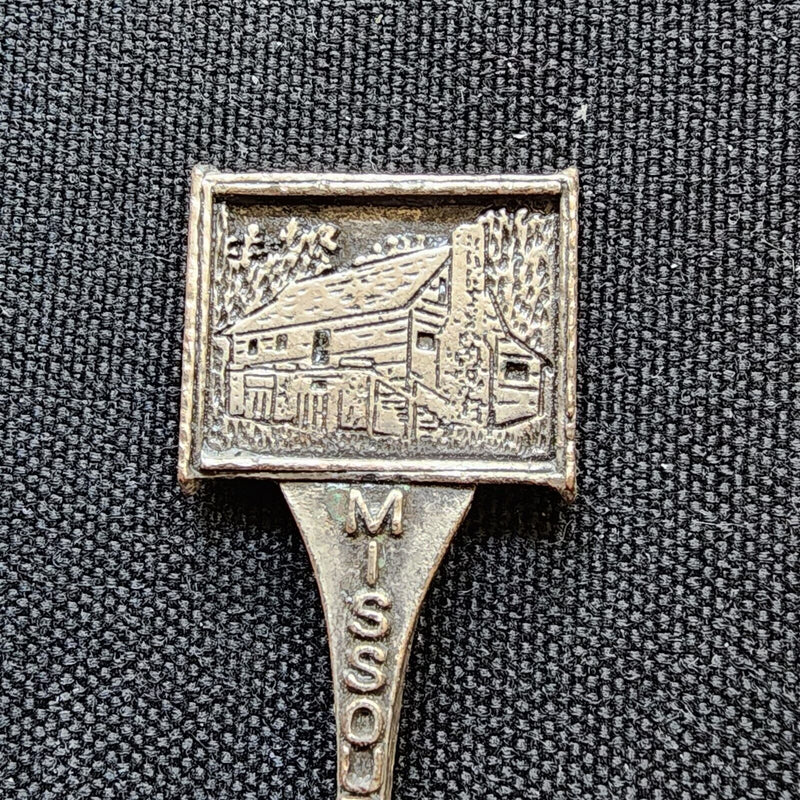 Load image into Gallery viewer, Missouri Stage Ozarks Collectible Travel Souvenir Spoon Vintage 3.5" 9 cm Pewter