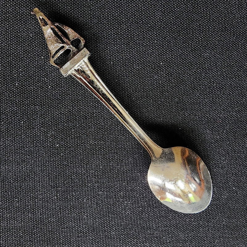 Load image into Gallery viewer, St Thomas Virgin Islands Collectible Travel Souvenir Spoon 4.75" 12cm Sail Boat