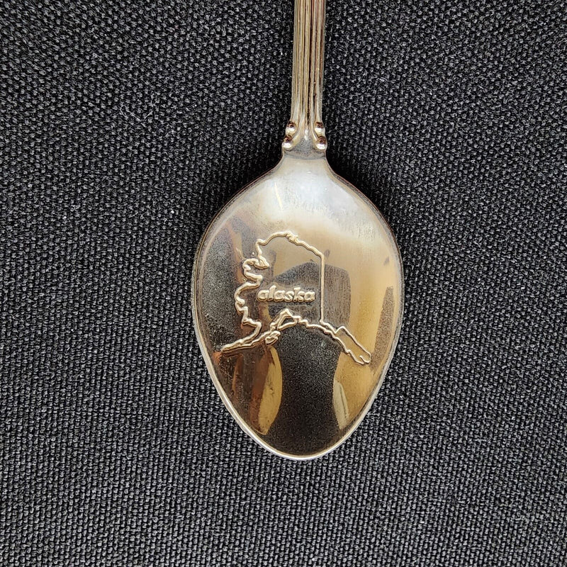 Load image into Gallery viewer, Alaska Horned Puffin Collectible Souvenir Spoon 4.5" (11cm) Silver Plated