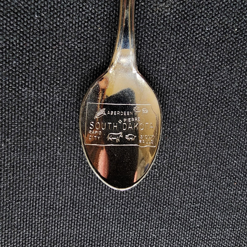 Load image into Gallery viewer, South Dakota Badlands Collectible Souvenir Spoon 3.5in (9cm)