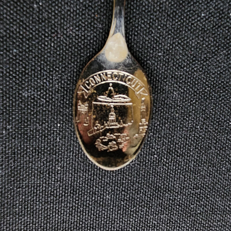 Load image into Gallery viewer, Mystic Seaport Connecticut Collectible Souvenir Spoon 3.5 in (9cm)