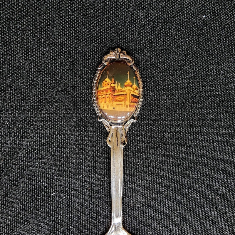 Load image into Gallery viewer, Corn Palace Mitchel South Dakota Collectible Souvenir Spoon 4.5" (11cm)