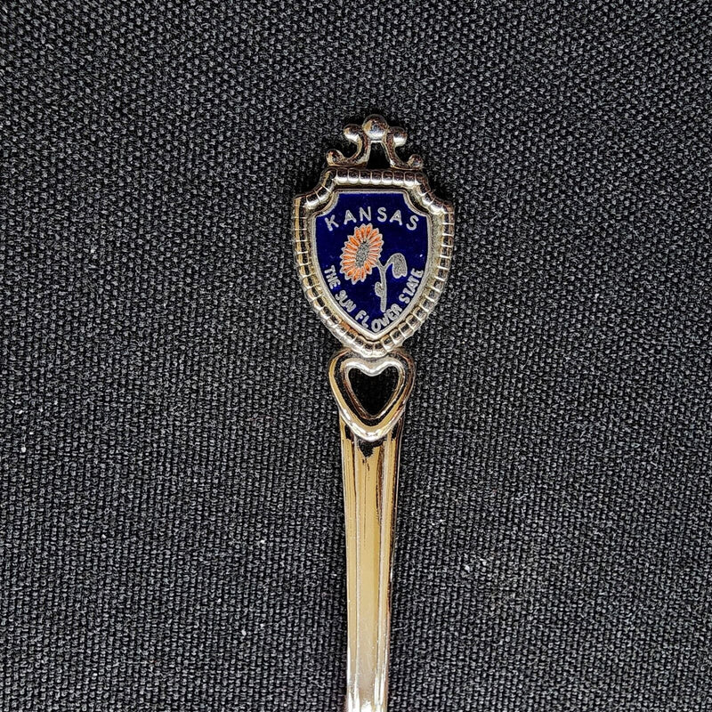 Load image into Gallery viewer, Kansas The Sun Flower State Collectible Souvenir Spoon 4.5" (11cm)