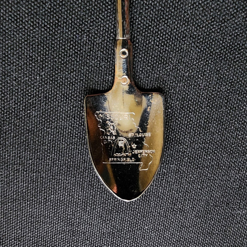 Load image into Gallery viewer, Silver Dollar City Missouri Collectible Travel Souvenir Spoon 4.5" 11cm Engraved
