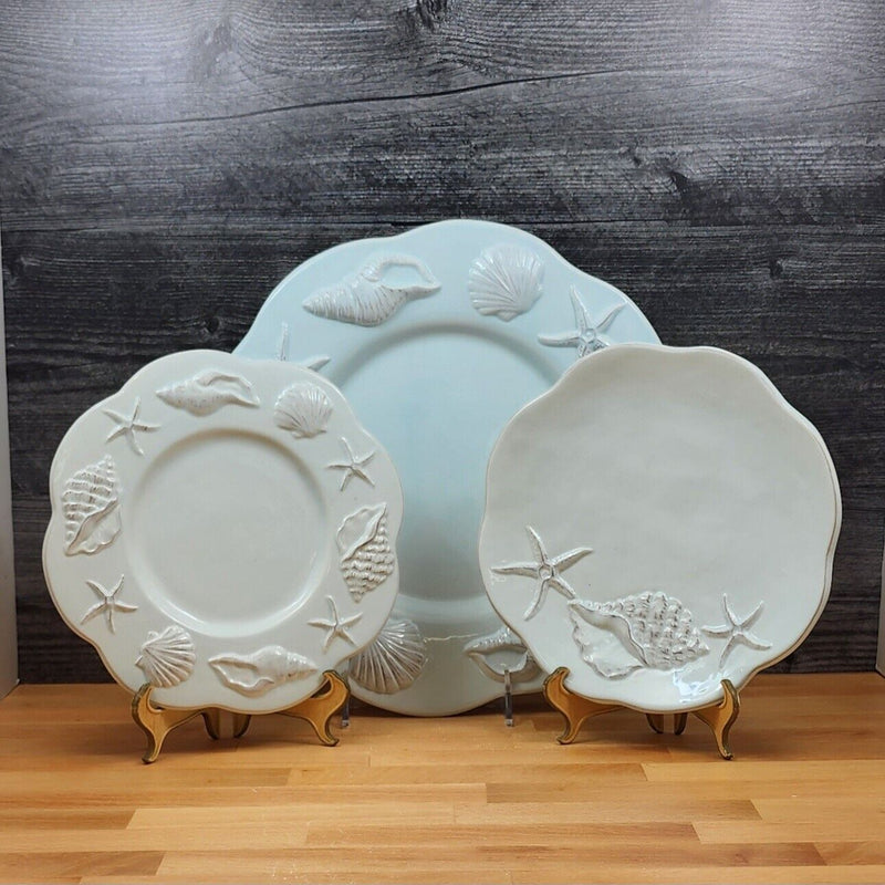 Load image into Gallery viewer, Laguna Coastal Blue Plate Set of 3 Embossed With Sea Shells Star Fish Blue Sky