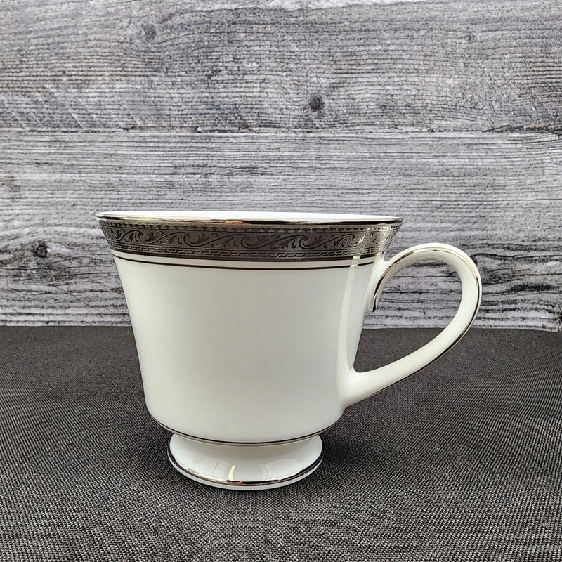 Load image into Gallery viewer, Noritake Legendary Crestwood Platinum Set of 4 Tea cup & Saucers 4166 Coffee Mug