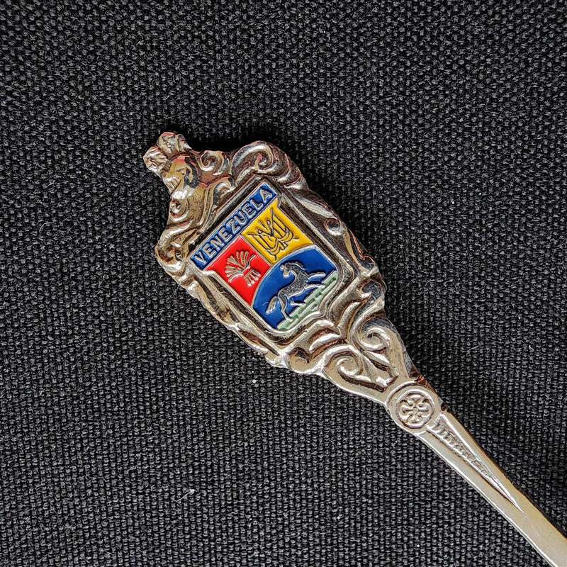 Load image into Gallery viewer, Venezuela Collectible Travel Souvenir Spoon 4.5" Latin Caribbean South American