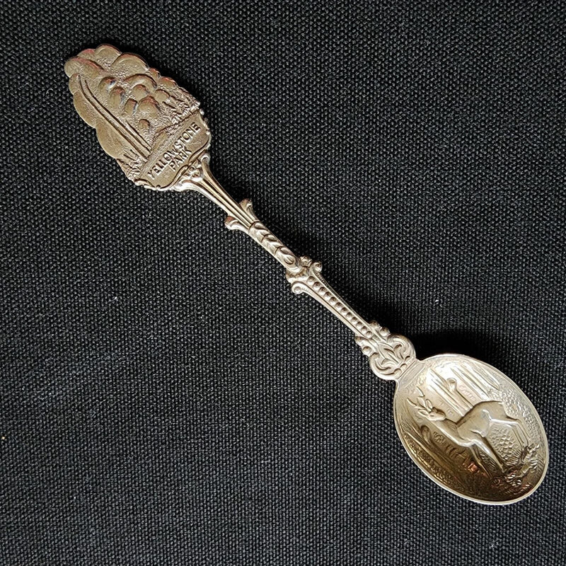 Load image into Gallery viewer, Yellowstone National Park Collector Souvenir Spoon 5" (12cm) Silver Plated