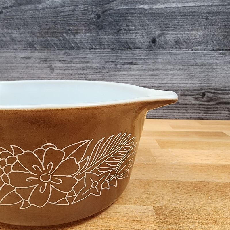 Load image into Gallery viewer, Corning Ware Pyrex Woodland Brown 1qt Casserole No Lid 473 Round Baking Pan