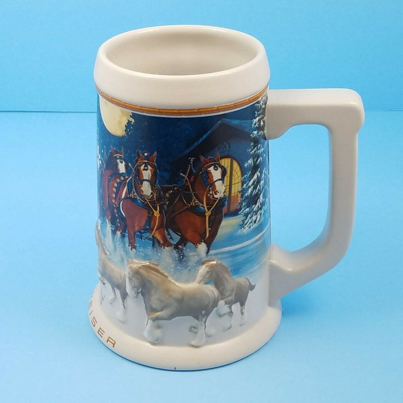 Load image into Gallery viewer, 2005 Budweiser Stein Beer Holiday Clydesdale Horse Ceramic Mug CS628