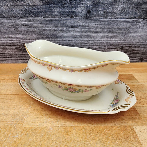 Marlene by Syracuse Gravy Boat with Attached Under Plate Made In USA