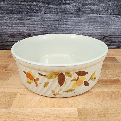 Hall Autumn Leaf Round 3 Pint French Baker USA Floral Dinnerware 7 3/4