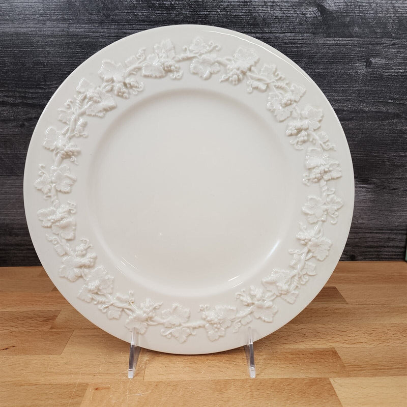 Load image into Gallery viewer, Wedgwood Cream Color Dinner Plate 10 3/4&quot; Queens Ware 2&quot; Rim Etruria Barlaston
