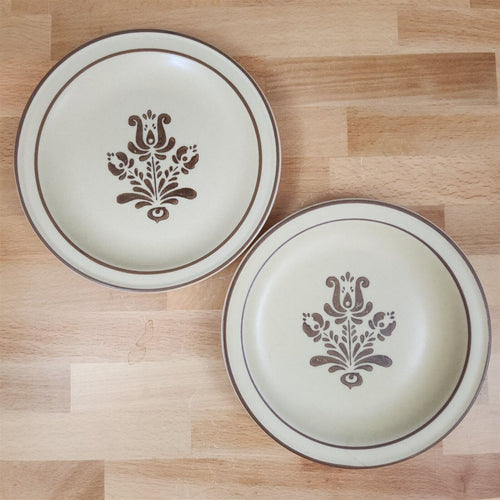 Pfaltzgraff Village Salad plate Small 6 3/4” Set of 2 Tan Brown Castle Mark