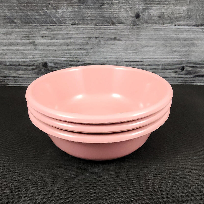 Load image into Gallery viewer, Pink Cereal Soup Bowls Round 8 inch Plastic Set of 3 by Rubbermaid
