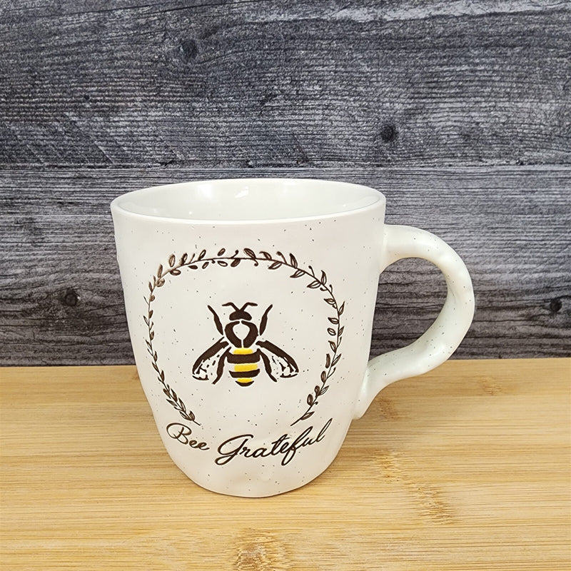 Load image into Gallery viewer, Be Grateful Saying Coffee Mug 16oz Bee Embossed Ceramic Tea Cup Blue Sky
