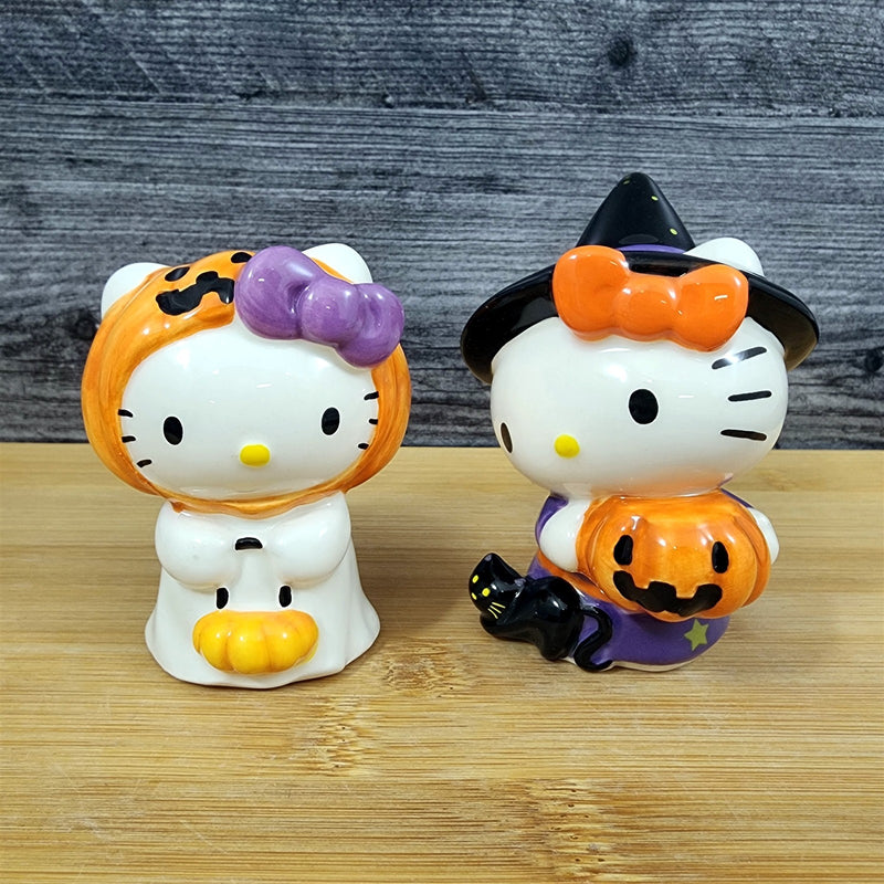 Load image into Gallery viewer, Hello Kitty Halloween Trick Treat Collectible Salt Pepper Set Ceramic Blue Sky
