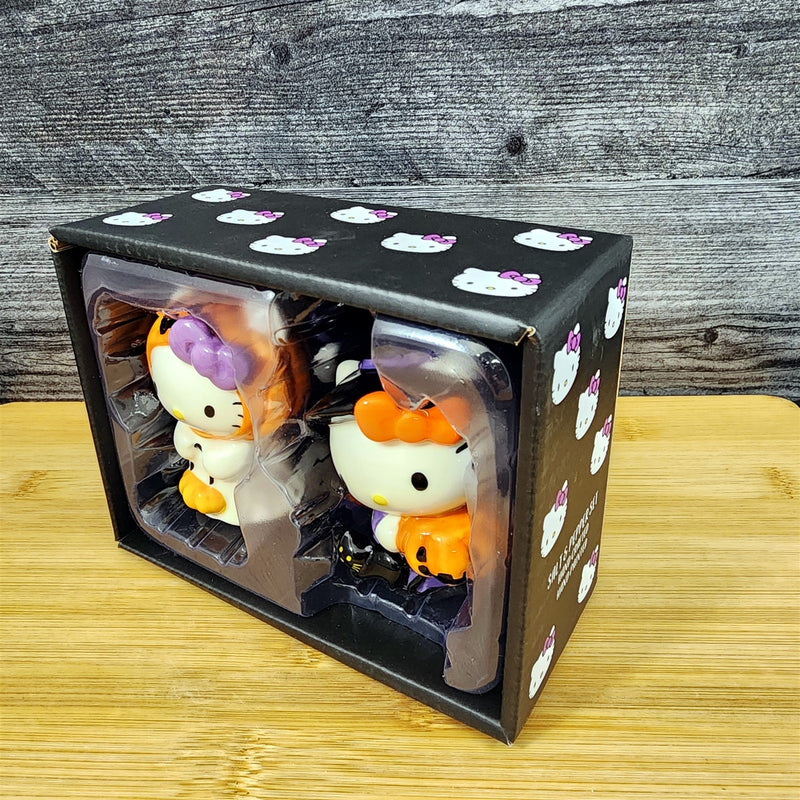 Load image into Gallery viewer, Hello Kitty Halloween Trick Treat Collectible Salt Pepper Set Ceramic Blue Sky
