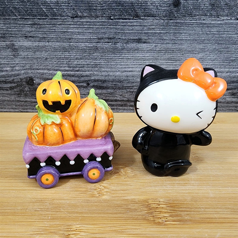 Load image into Gallery viewer, Hello Kitty Salt Pepper Set Halloween Jack-O-Lantern Pumpkin Cart Blue Sky
