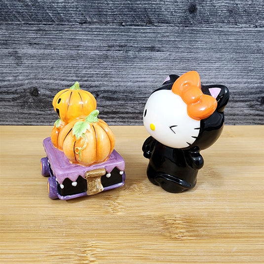 Hello Kitty Salt Pepper Set Halloween Jack-O-Lantern Pumpkin Cart Blue Sky