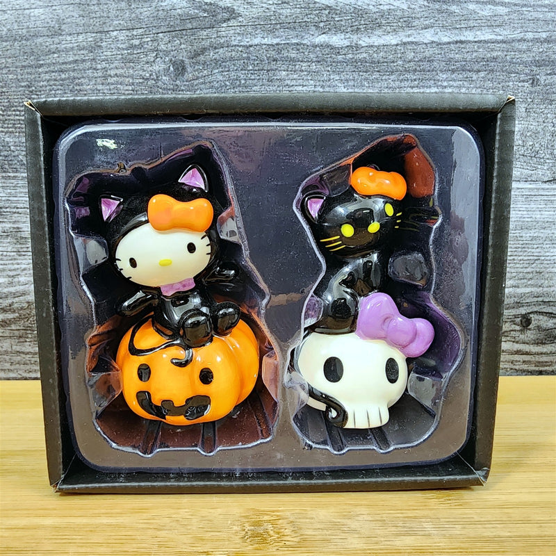 Load image into Gallery viewer, Hello Kitty Halloween Black Cat and Pumpkin Salt Pepper Set Ceramic Blue Sky
