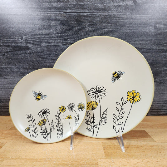 Bumble Bee Garden Set Salad and Appy Plate Ceramic Cottagecore Blue Sky