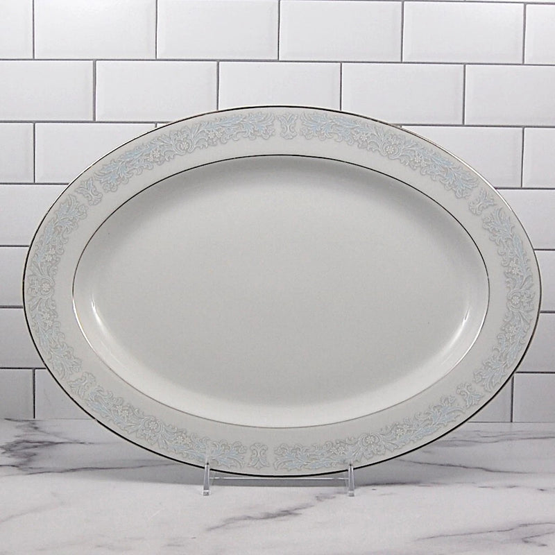 Load image into Gallery viewer, Bluedale Oval Serving Platter 10" Ceramic Blue White Flowers by Fine China Japan

