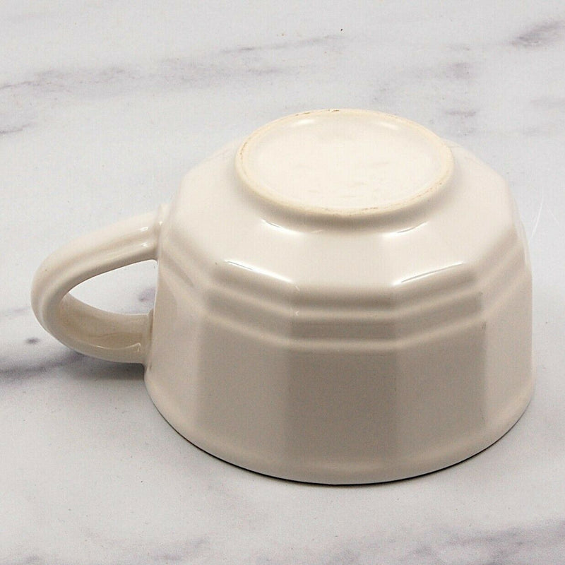 Load image into Gallery viewer, Pfaltzgraff Christmas Heritage Stoneware Set of 4 Saucer &amp; Tea Cup Coffee Mug
