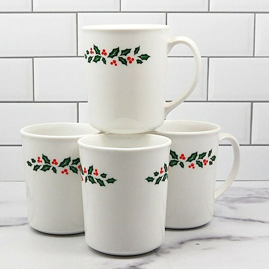 Corelle Corning Winter Holly Coffee Cup Set of 4 Red Berries Xmas Mugs