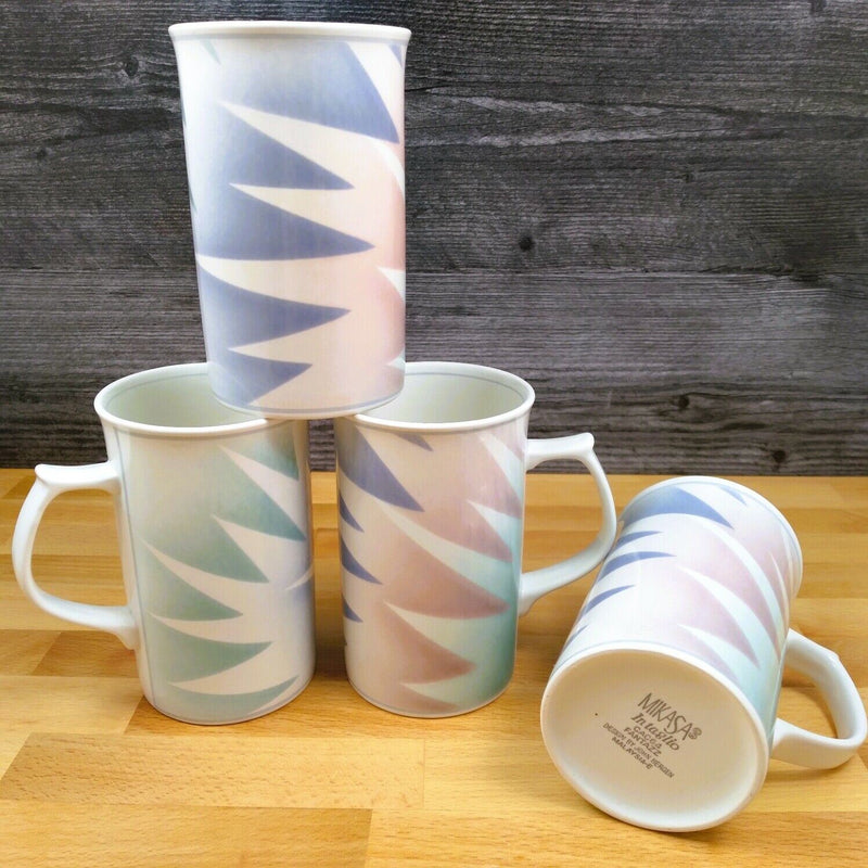 Load image into Gallery viewer, Mikasa Intaglio Fantazz Cups Set of 4 CAC64 Cappuccino Mug John Bergen
